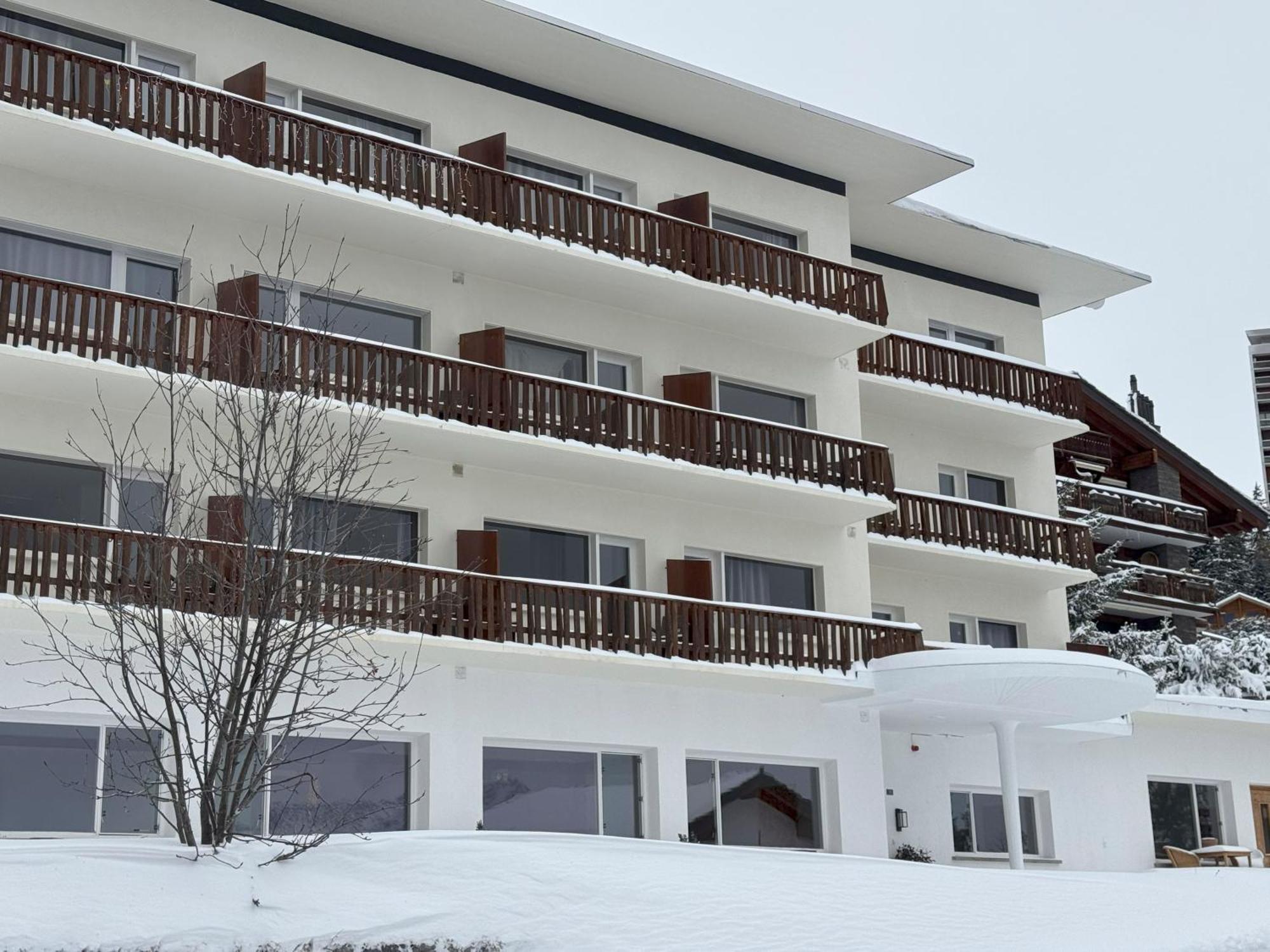 Crans Montana Suites エクステリア 写真