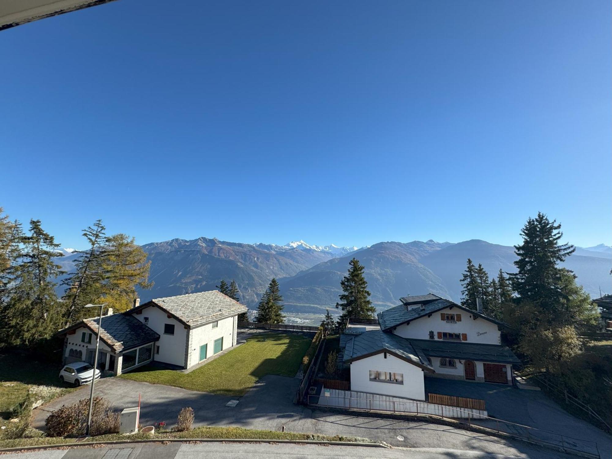 Crans Montana Suites エクステリア 写真