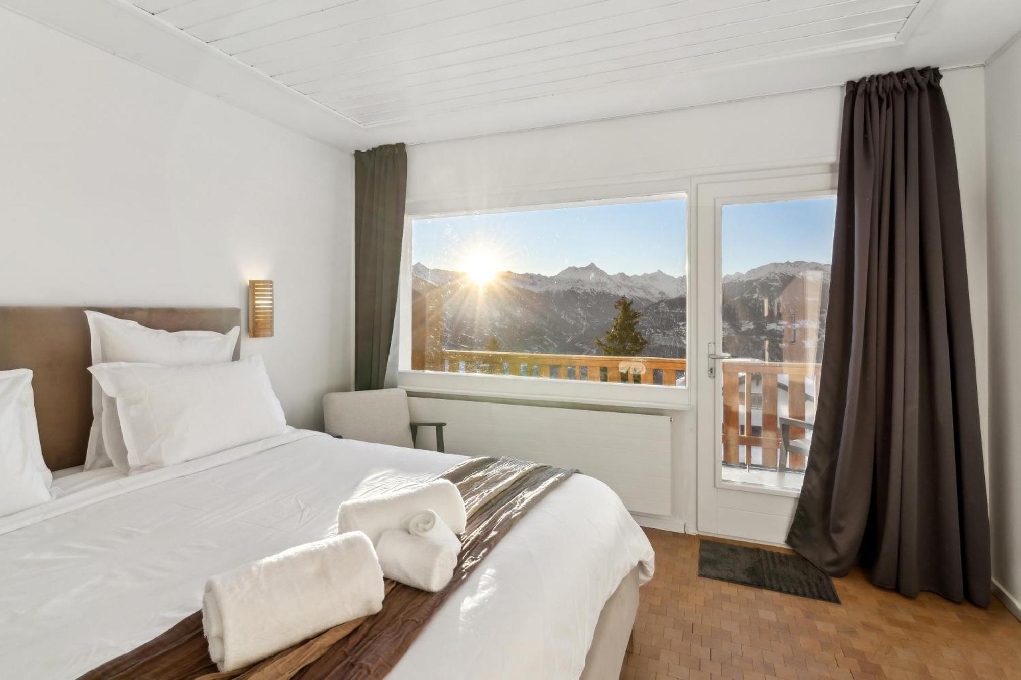 Crans Montana Suites エクステリア 写真